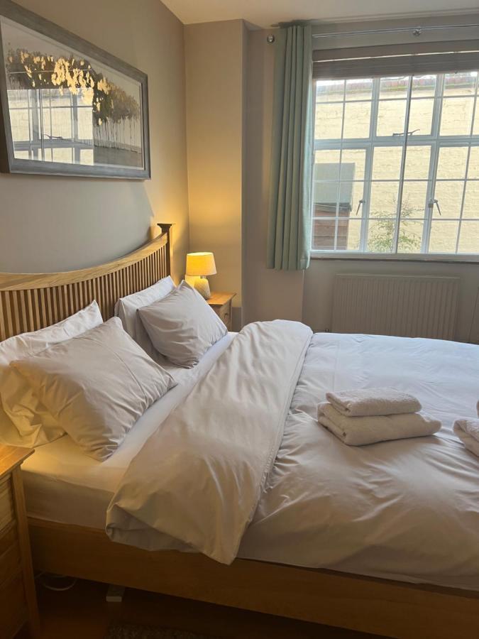 לונדון 2 Bedroom Apartment Just Off Kings Road מראה חיצוני תמונה