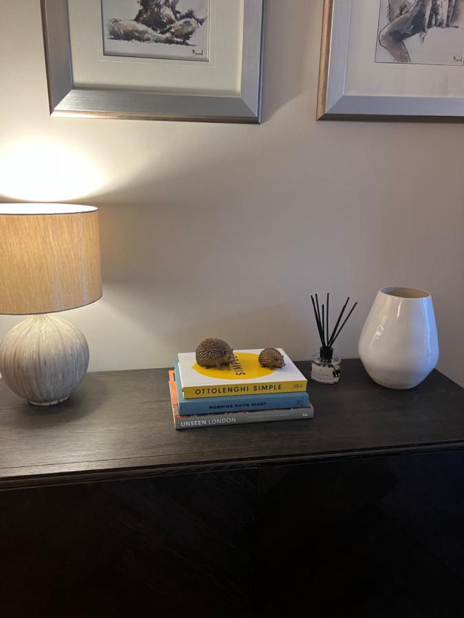 לונדון 2 Bedroom Apartment Just Off Kings Road מראה חיצוני תמונה