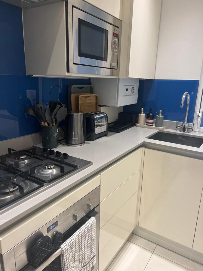 לונדון 2 Bedroom Apartment Just Off Kings Road מראה חיצוני תמונה